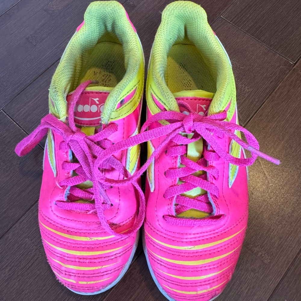 Diadora Kid's Cattura TF Jr Turf Soccer Shoes